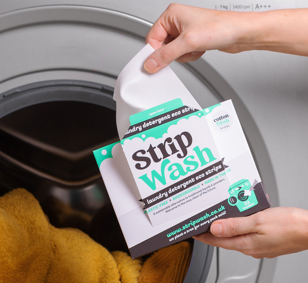 EcoLiving StripWash Laundry Detergent - Cotton Fresh