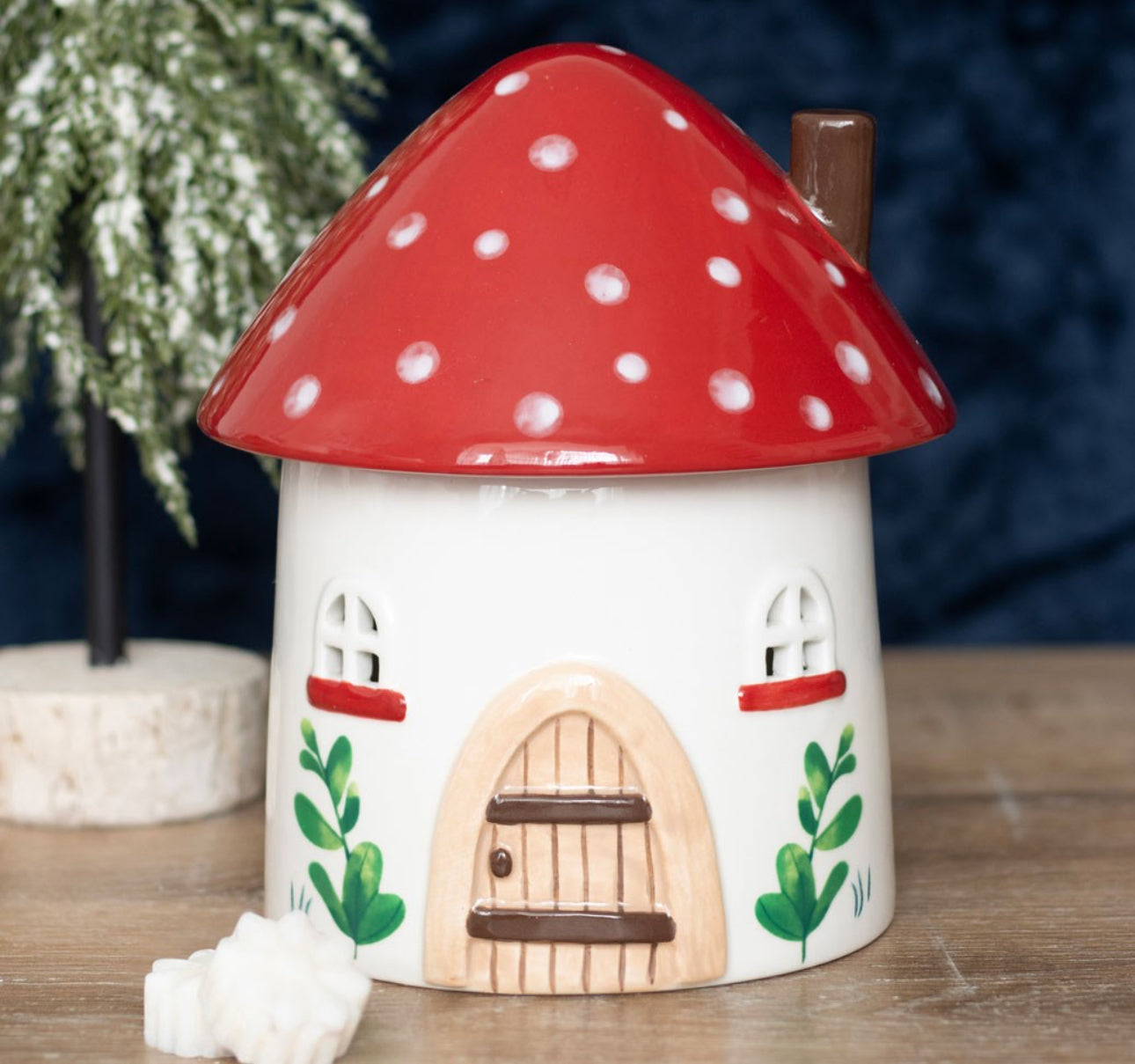 Mushroom House Oil Burner And Wax Warmer