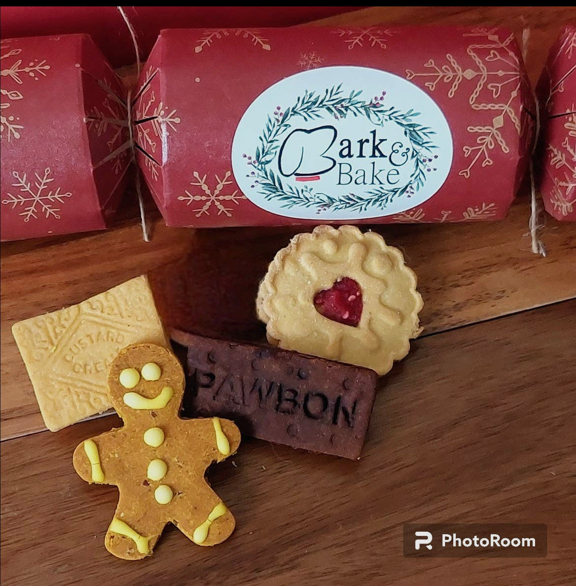 Bark And Bake Christmas Cracker