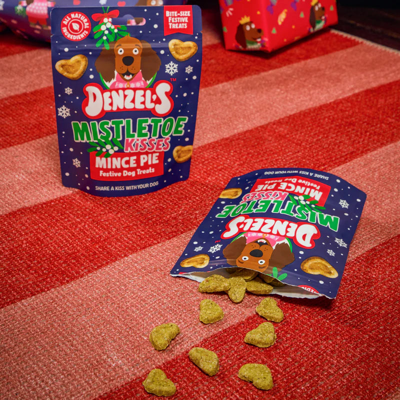 Denzels Mistletoe Kisses