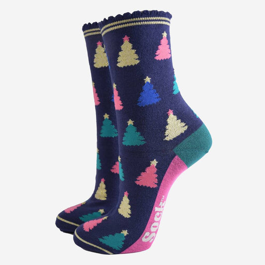 Women’s Bamboo Socks - Navy Christmas Tree